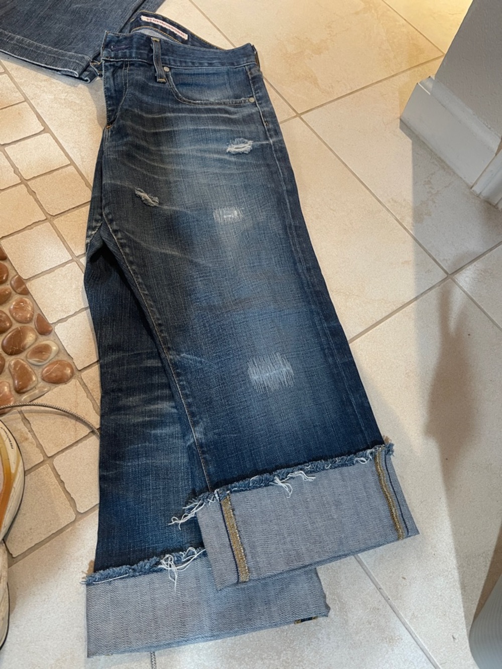 Ag Adriano Goldschmied Dark Blue Distressed Cropped Jeans